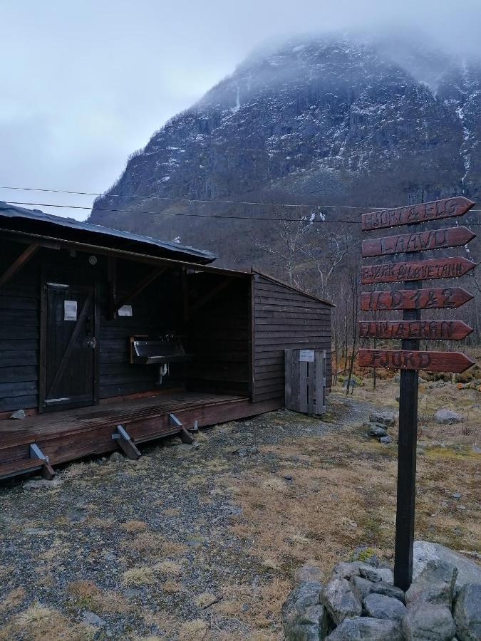 Hostel Hardanger Basecamp Osa Exterior foto