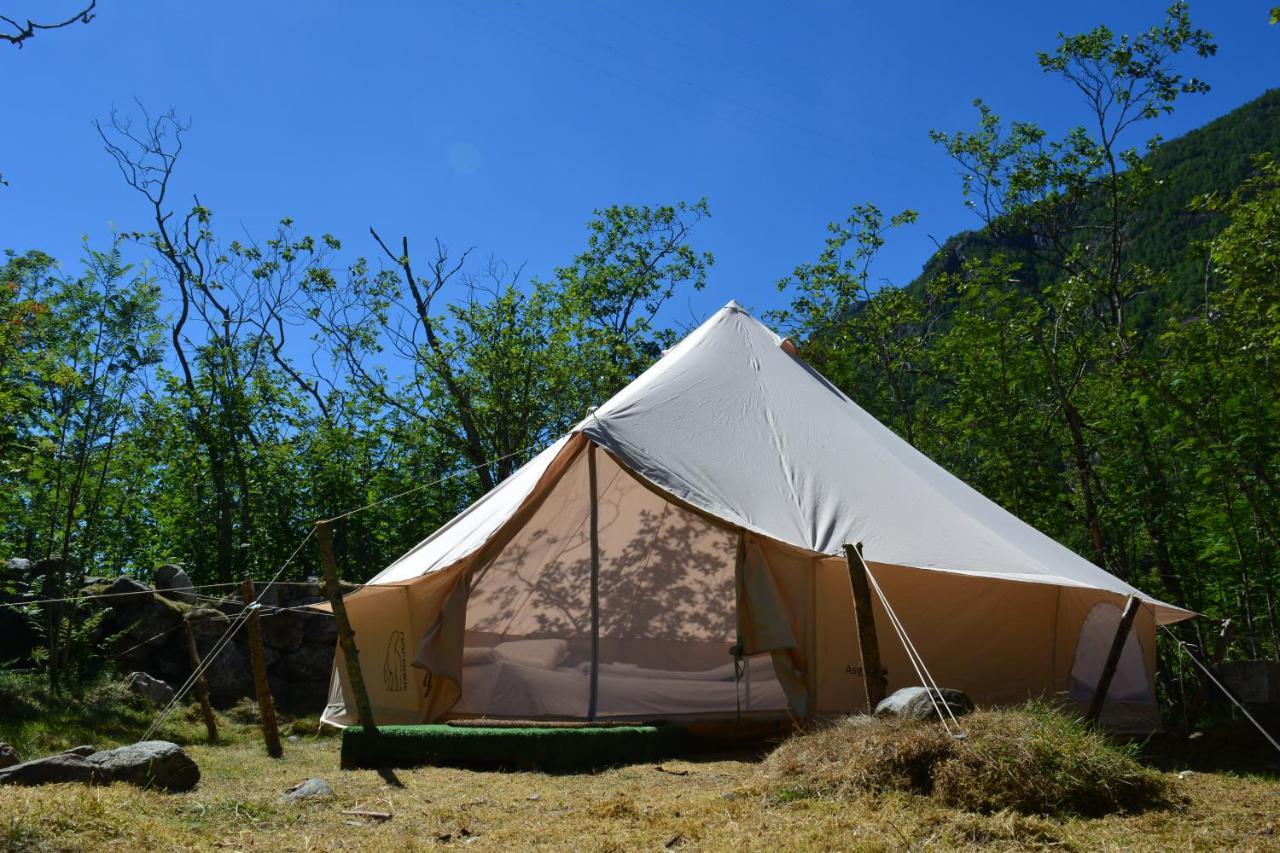 Hostel Hardanger Basecamp Osa Exterior foto