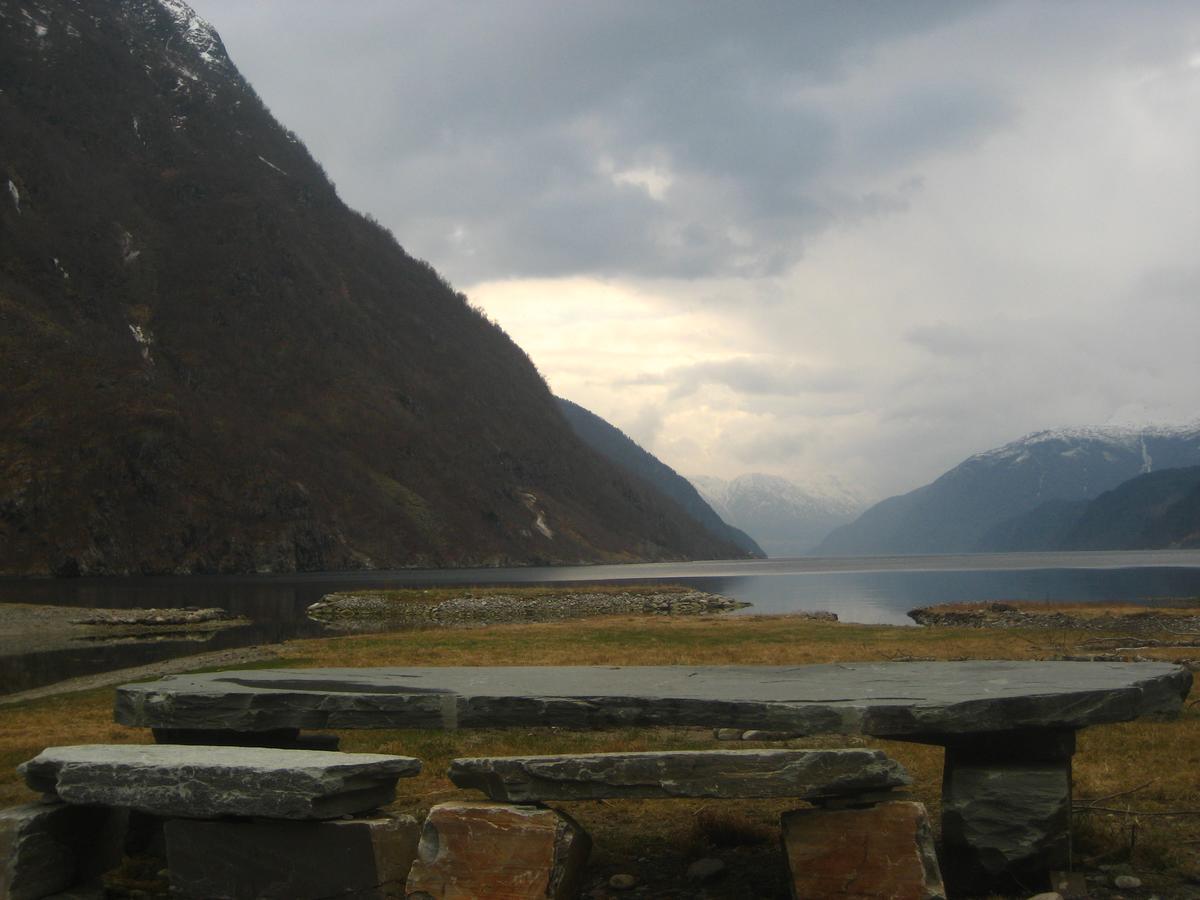 Hostel Hardanger Basecamp Osa Exterior foto
